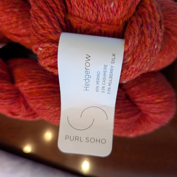 6 Skeins Of Purl Soho Hedgerow Yarn In Persimmon Red - Picture 3 of 3